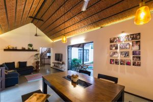 Sự bố trí nội thất vừa tinh tế vừa cân đối mang đến không gian lý tưởng cho phòng làm việc